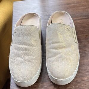 Vionic Tan and Gold Mules